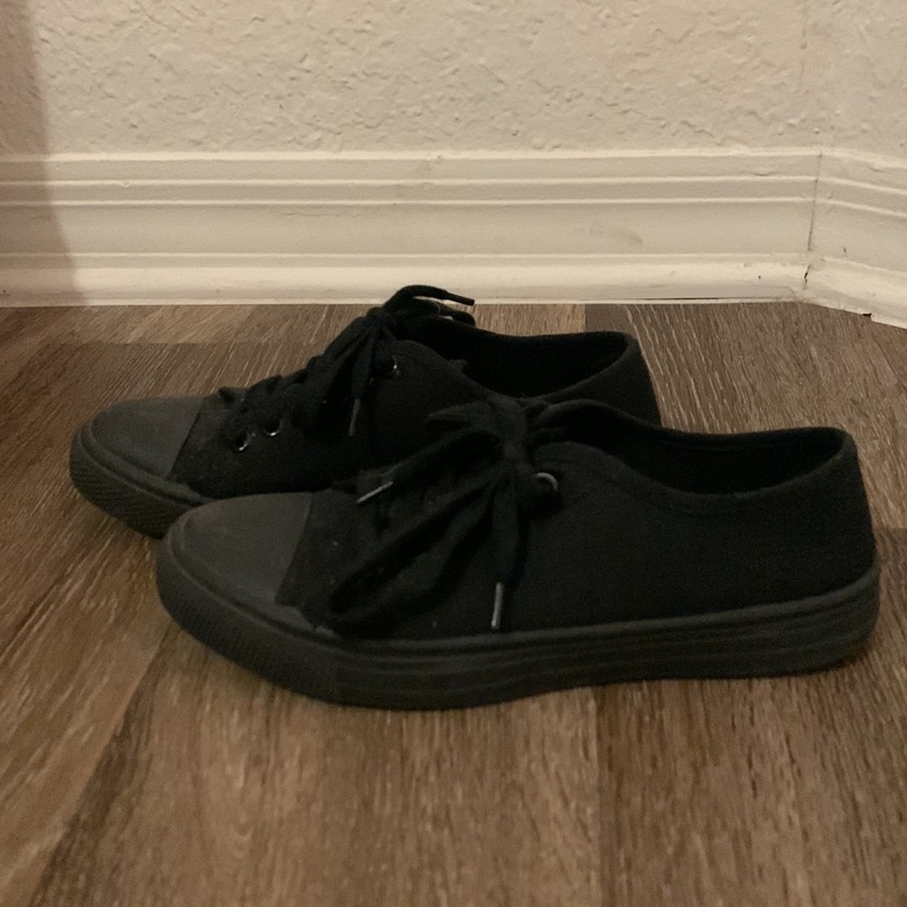 Black knock off converse